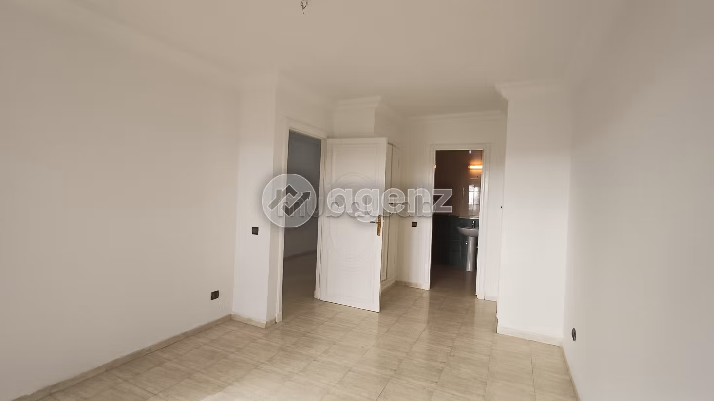 Appartement à vendre 157 m², 3 chambres 
Les Hôpitaux Casablanca