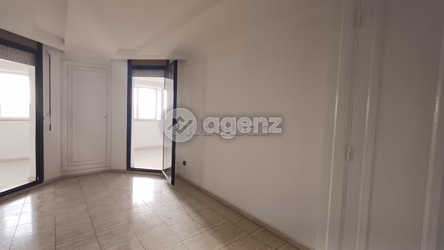 Appartement à vendre 157 m², 3 chambres 
Les Hôpitaux Casablanca