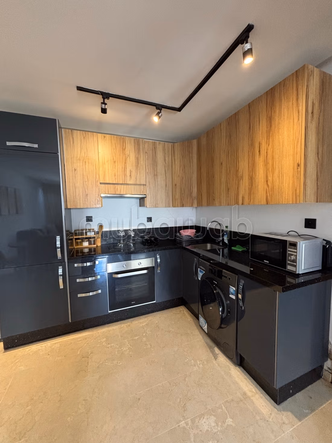 Louez cet appartement à Les Hôpitaux. 2 pièces. Bien meublé — 4