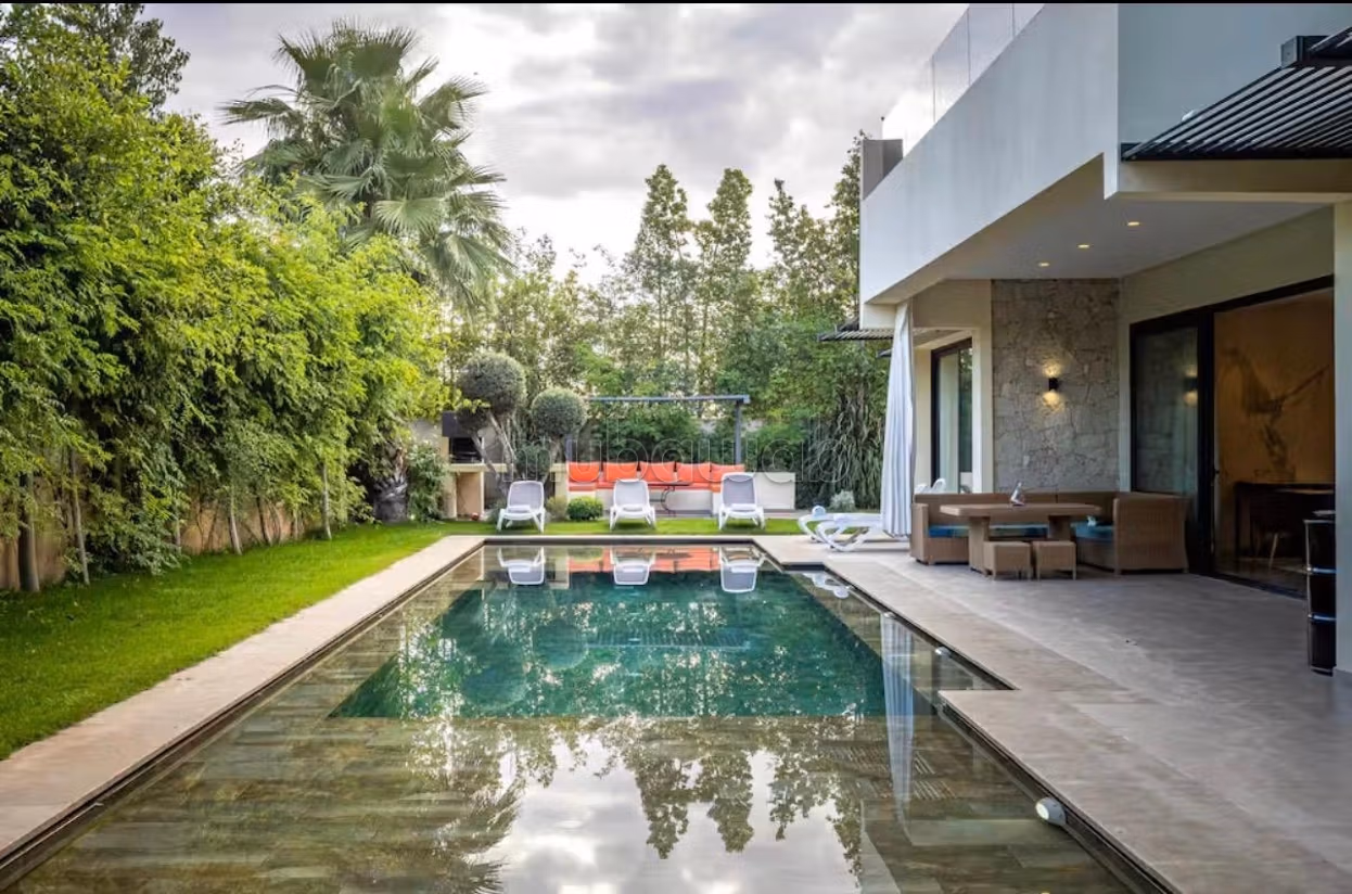 A Vendre: Magnifique villa de standing à Marrakech — 5