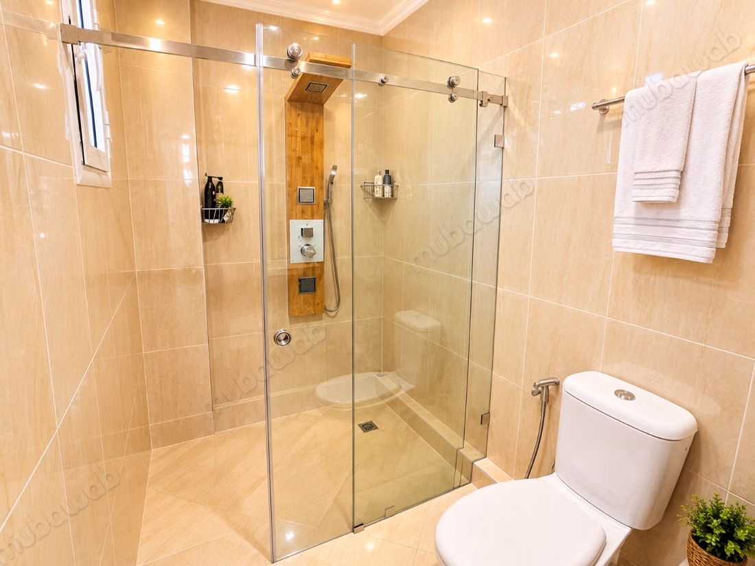 SEA-VIEW APARTMENT IN MALABATA – 153 m²