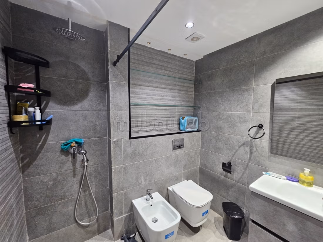 High-end apartment with swimming pool