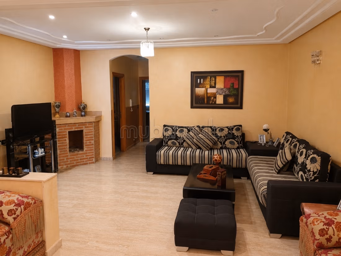 Appartement 98 m² à Route Immouzer — 2