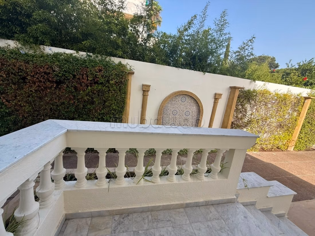 Charming villa for sale in Haut Agdal Rabat