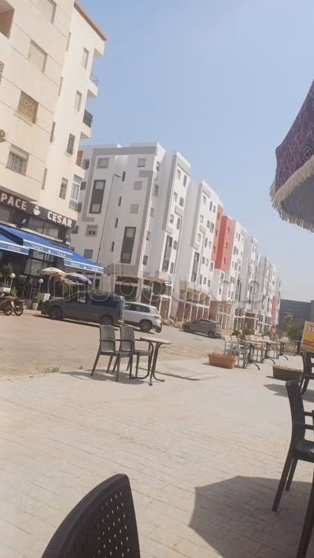 Mooie ruimte te koop dar bouazza Oppervlakte 22 m²