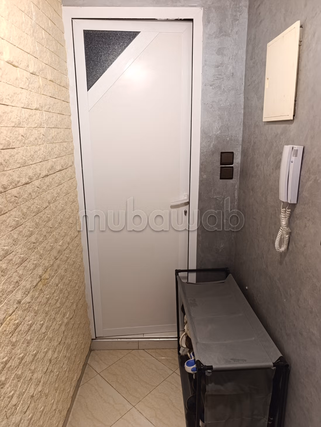 Venta de un apartamento en el barrio de Al-Farah. 23 piezas increíbles. Amueblado