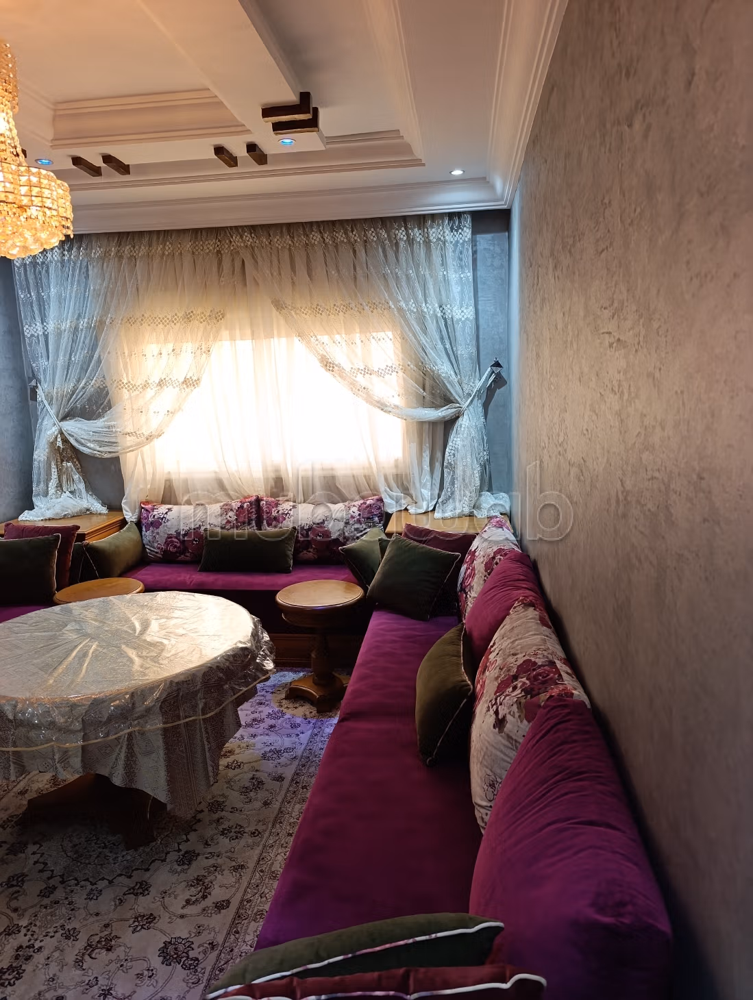 Venta de un apartamento en el barrio de Al-Farah. 23 piezas increíbles. Amueblado