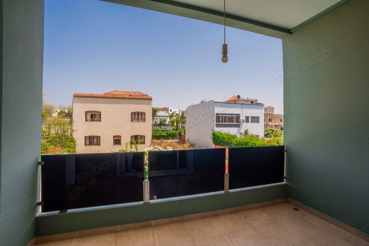 Very beautiful villa in the pilot village