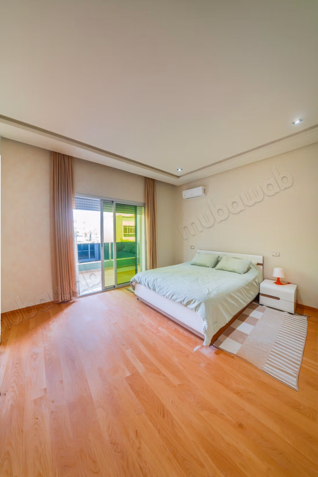 Very beautiful villa in the pilot village