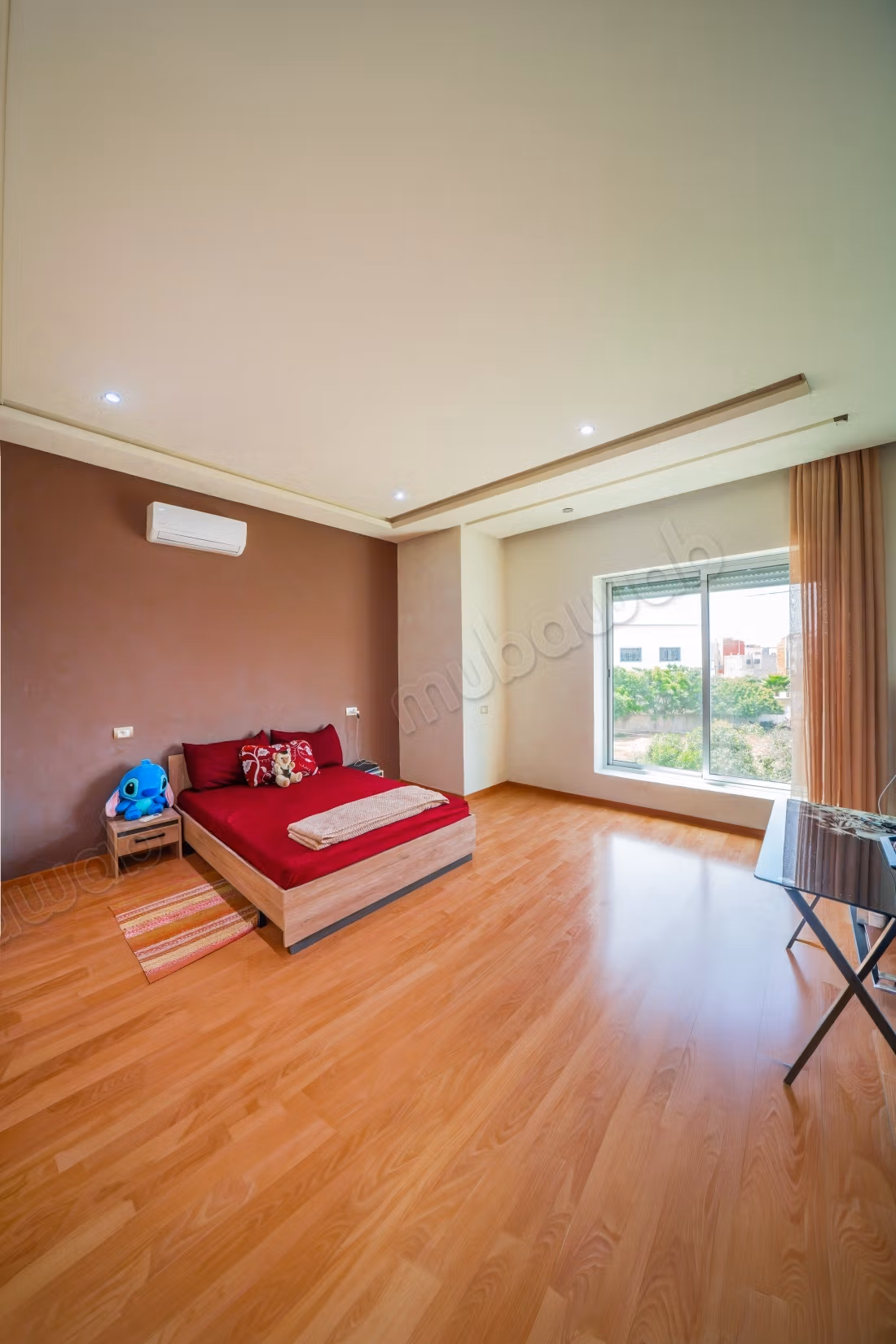 Very beautiful villa in the pilot village