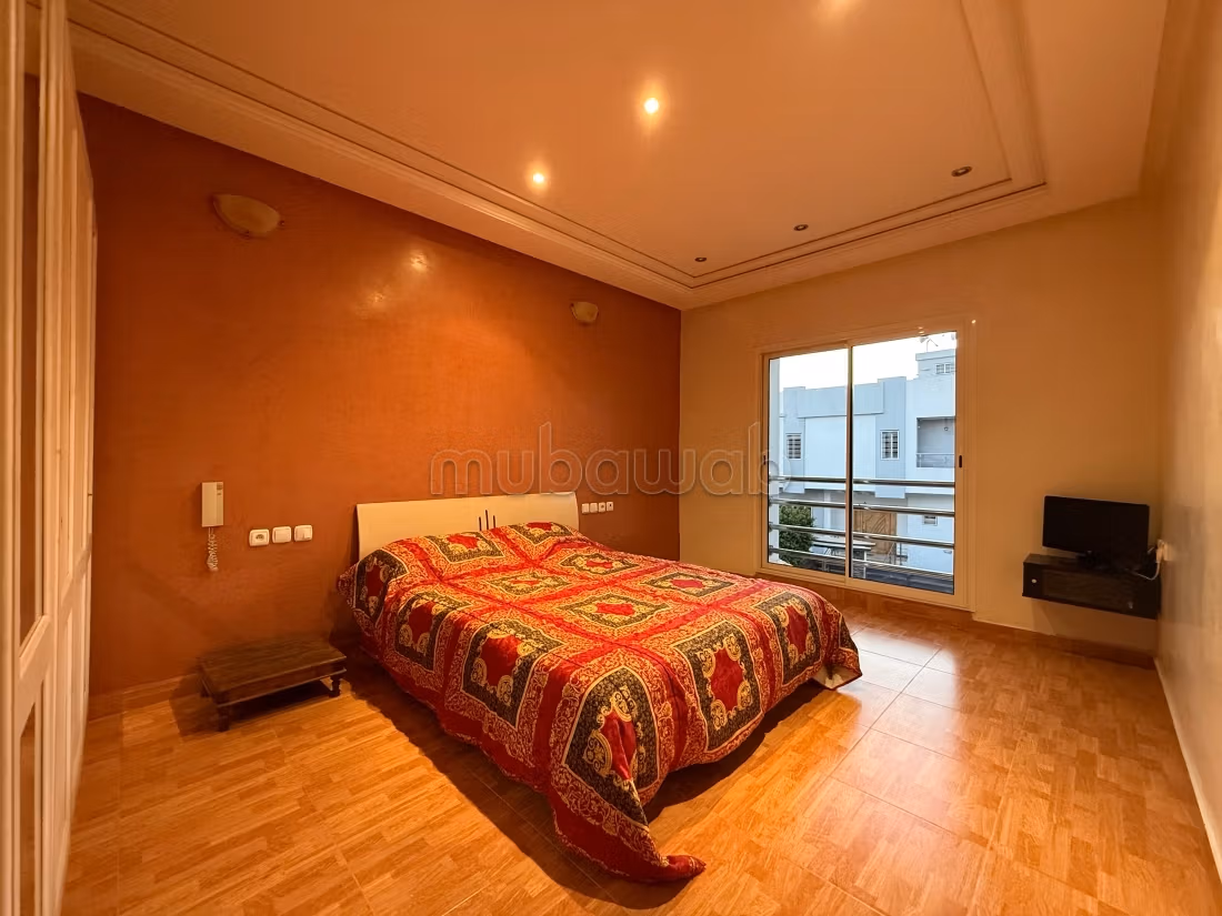 Location villa 4 pleasant bedrooms. Traditional living room and satellite antenna system
