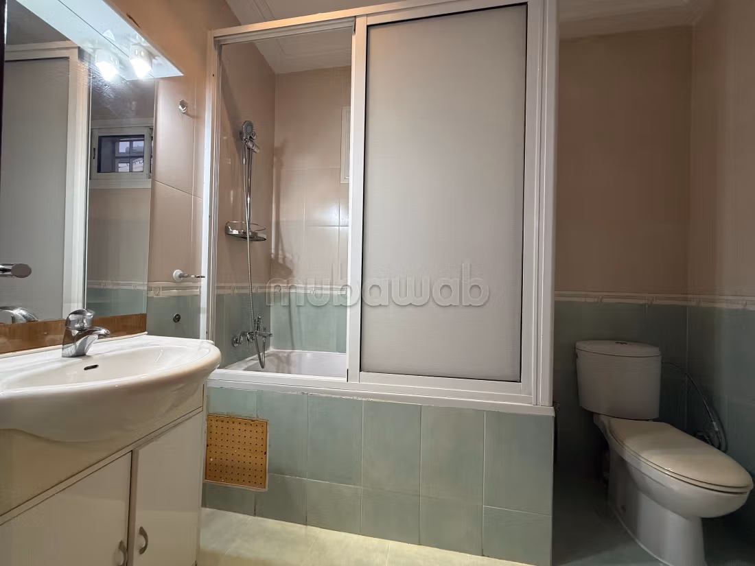 Location villa 4 pleasant bedrooms. Traditional living room and satellite antenna system