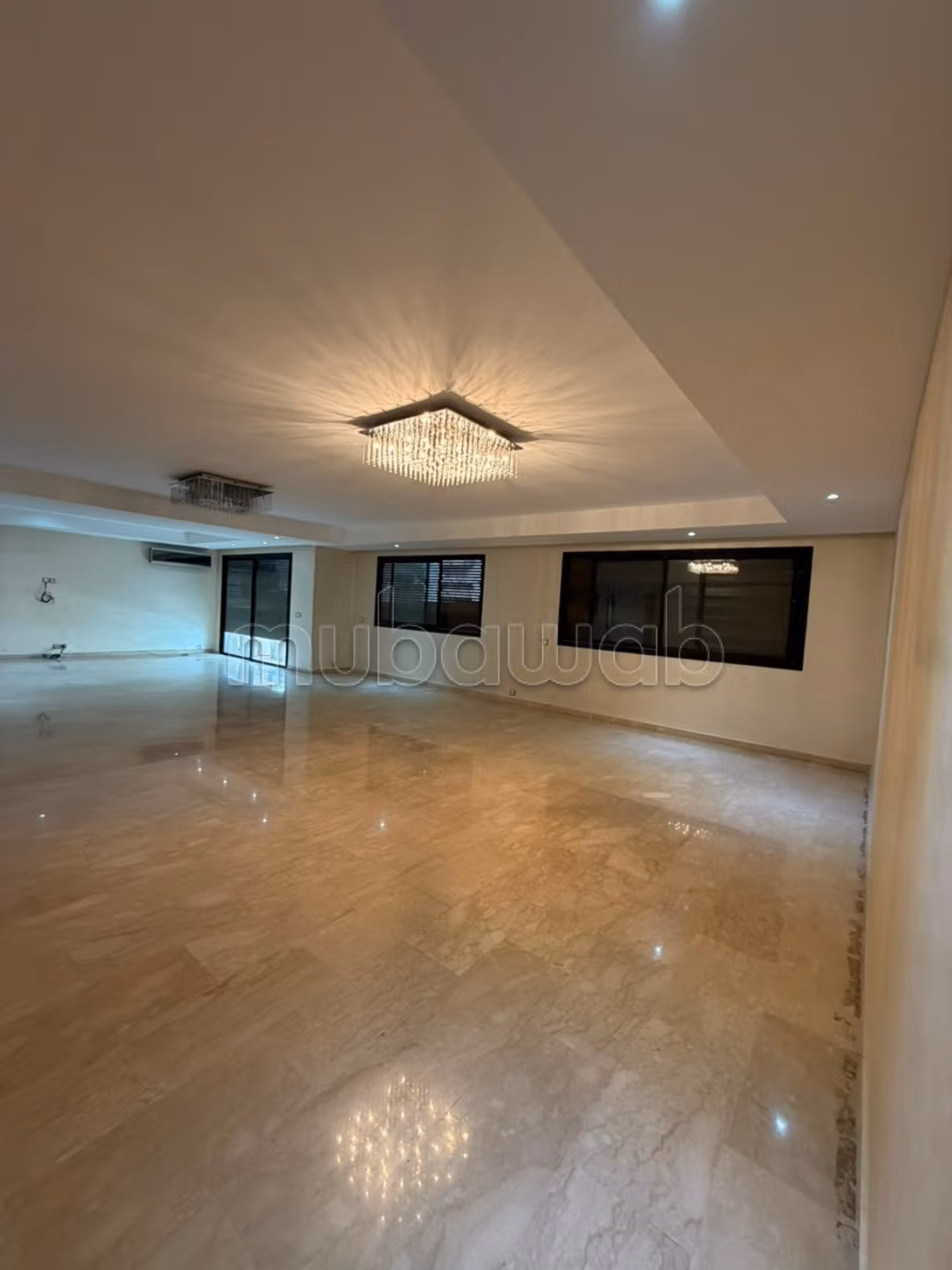 Appartement 4 Chambres a Louer Quartier Racine — 2
