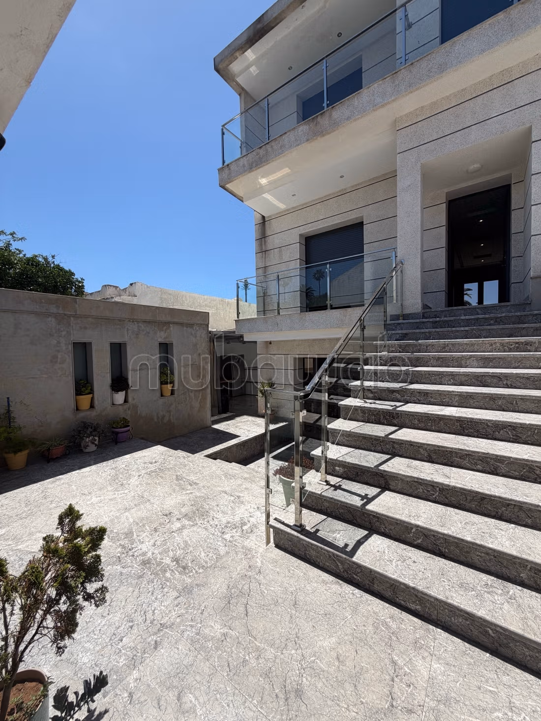 Te koop - professionele villa - Agdal, Rabat