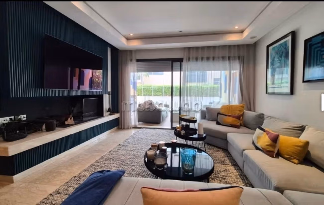Empty apartment for rent in Darbouazza