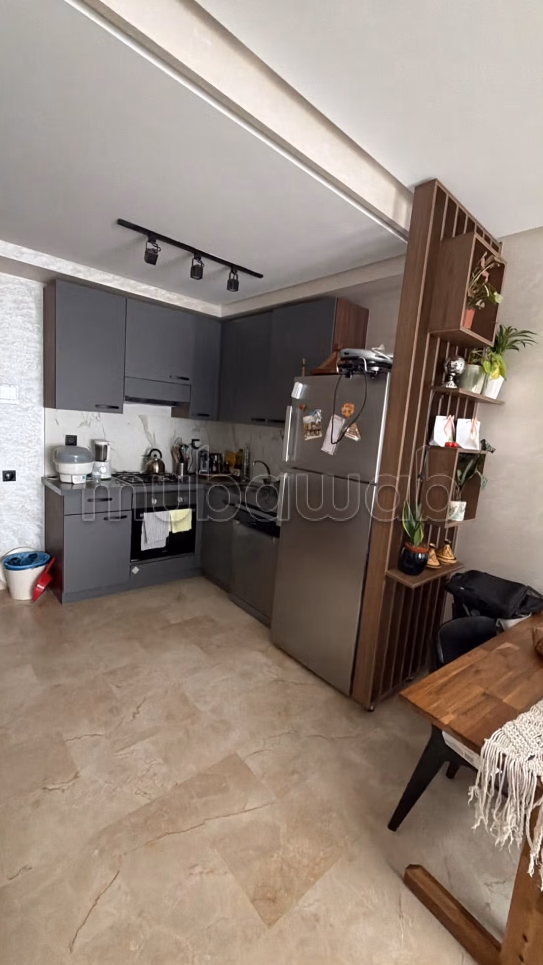 Location d'un appartement à Hermitage. 
Surface de 70 m². 
Ascenseur et garage — 2