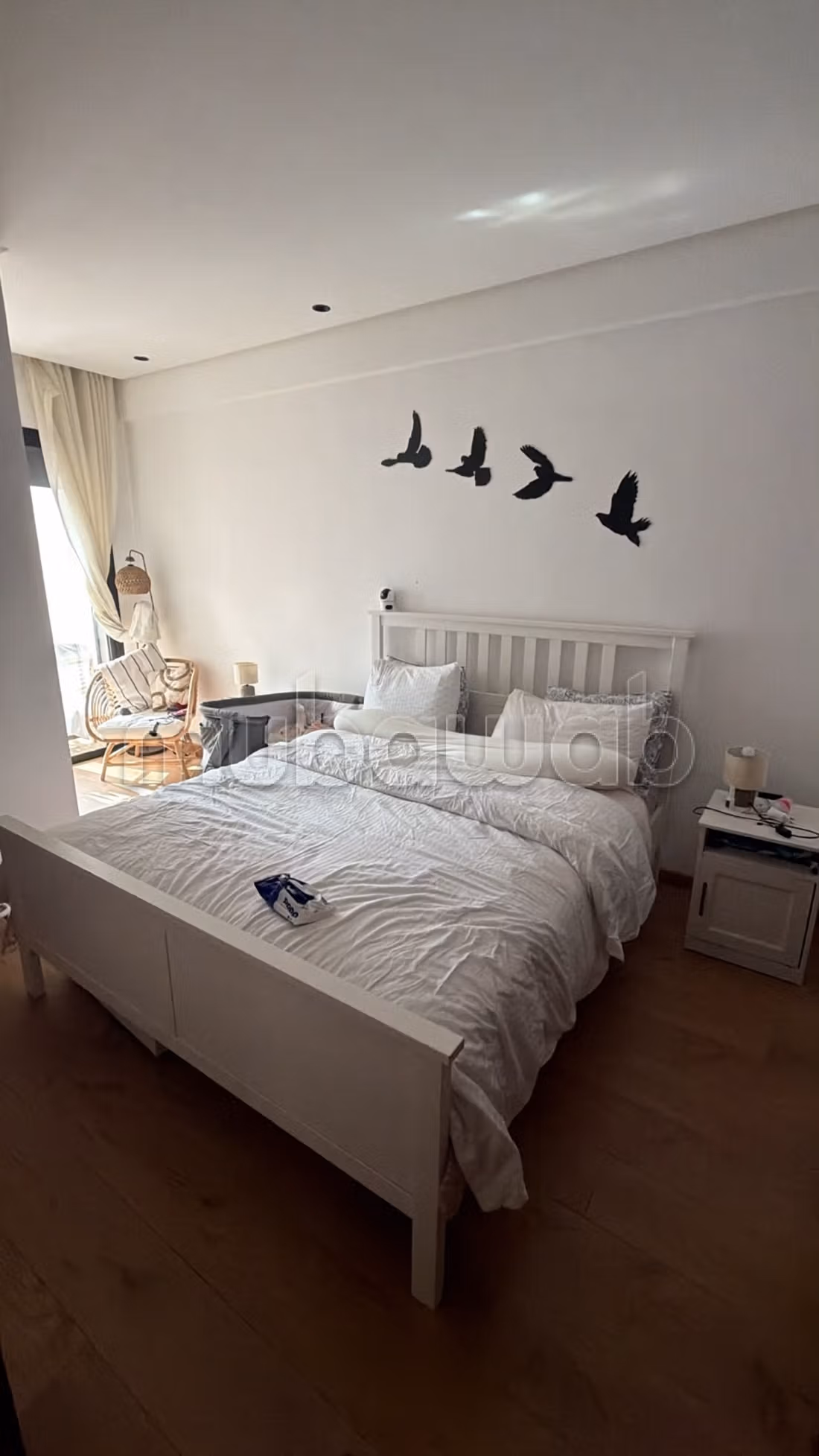 Location d'un appartement à Hermitage. 
Surface de 70 m². 
Ascenseur et garage — 4
