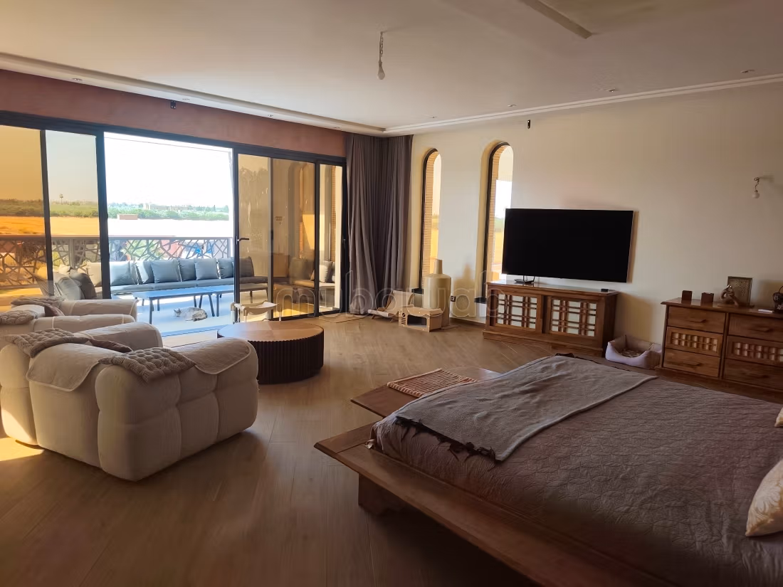 Guest palace for sale on Ourika Road Zaraba Canal. Total area 2500 m². Registered tourist project