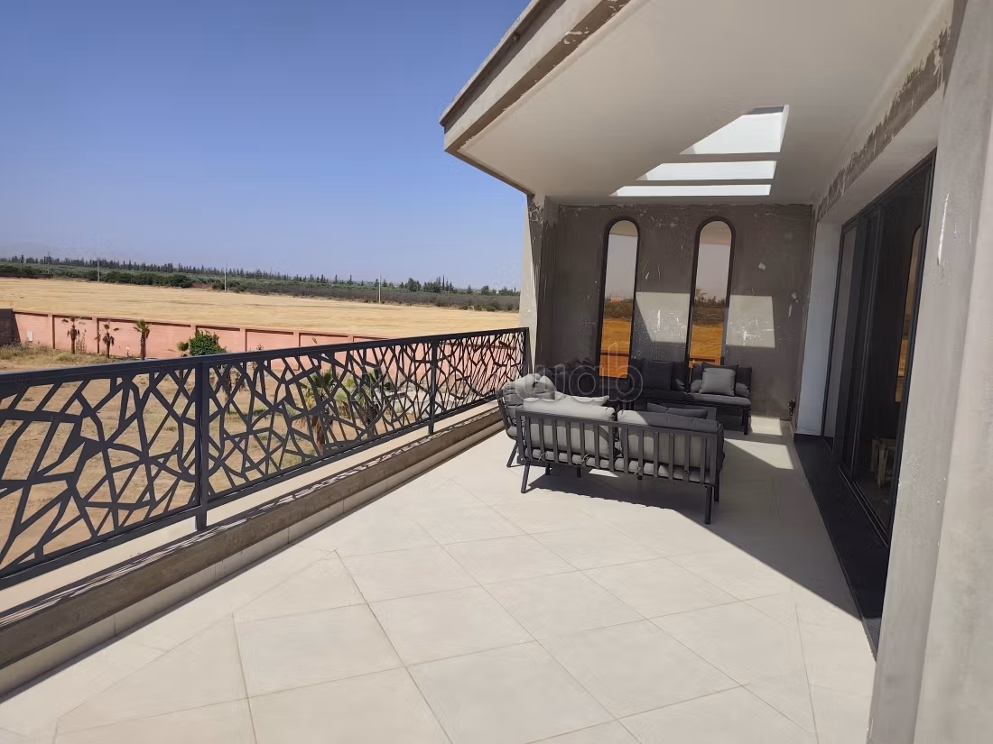 Guest palace for sale on Ourika Road Zaraba Canal. Total area 2500 m². Registered tourist project