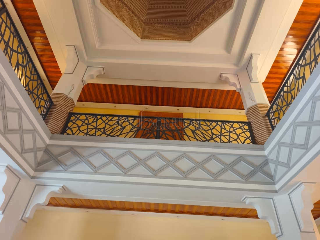 Guest palace for sale on Ourika Road Zaraba Canal. Total area 2500 m². Registered tourist project