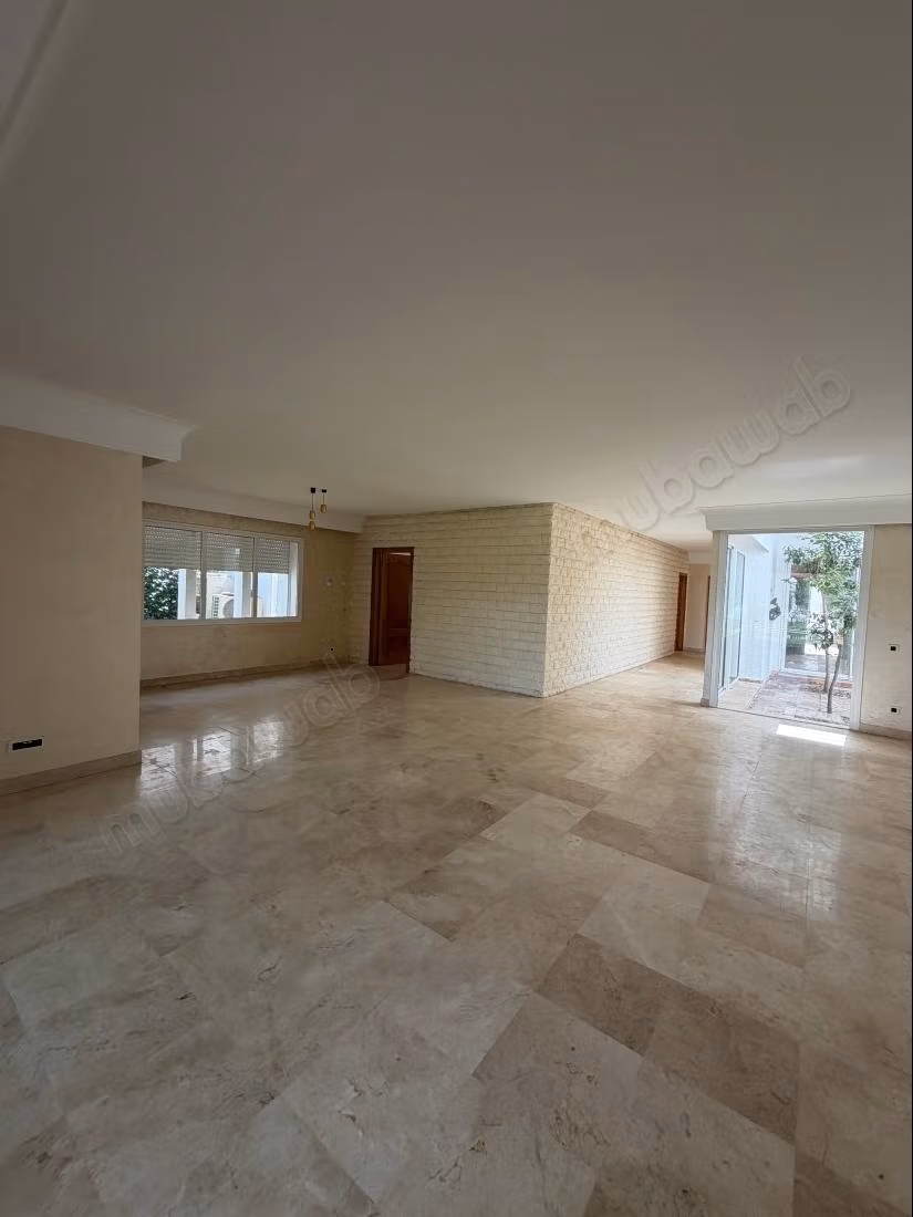 Magnificent villa for rent empty in Darbouazza