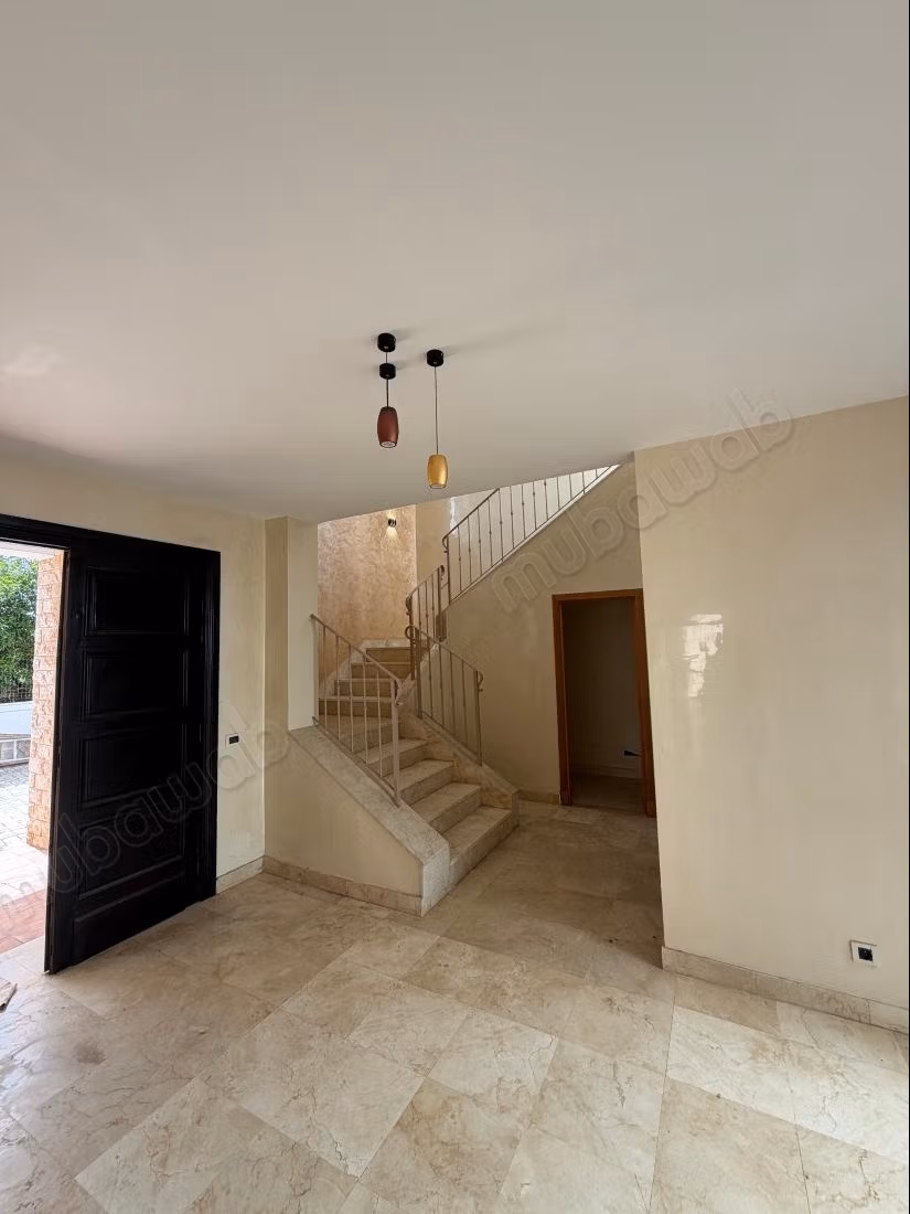 Magnificent villa for rent empty in Darbouazza