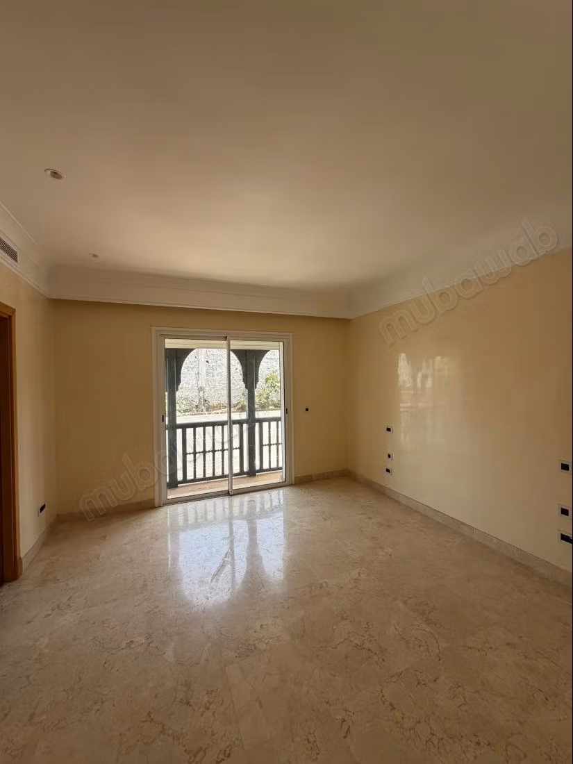 Magnificent villa for rent empty in Darbouazza