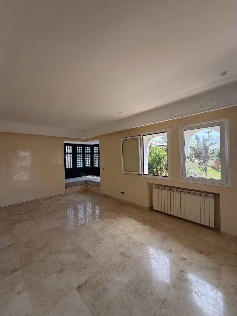 Magnificent villa for rent empty in Darbouazza