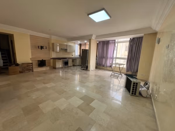 Location Grand Studio Quartier Bourgogne