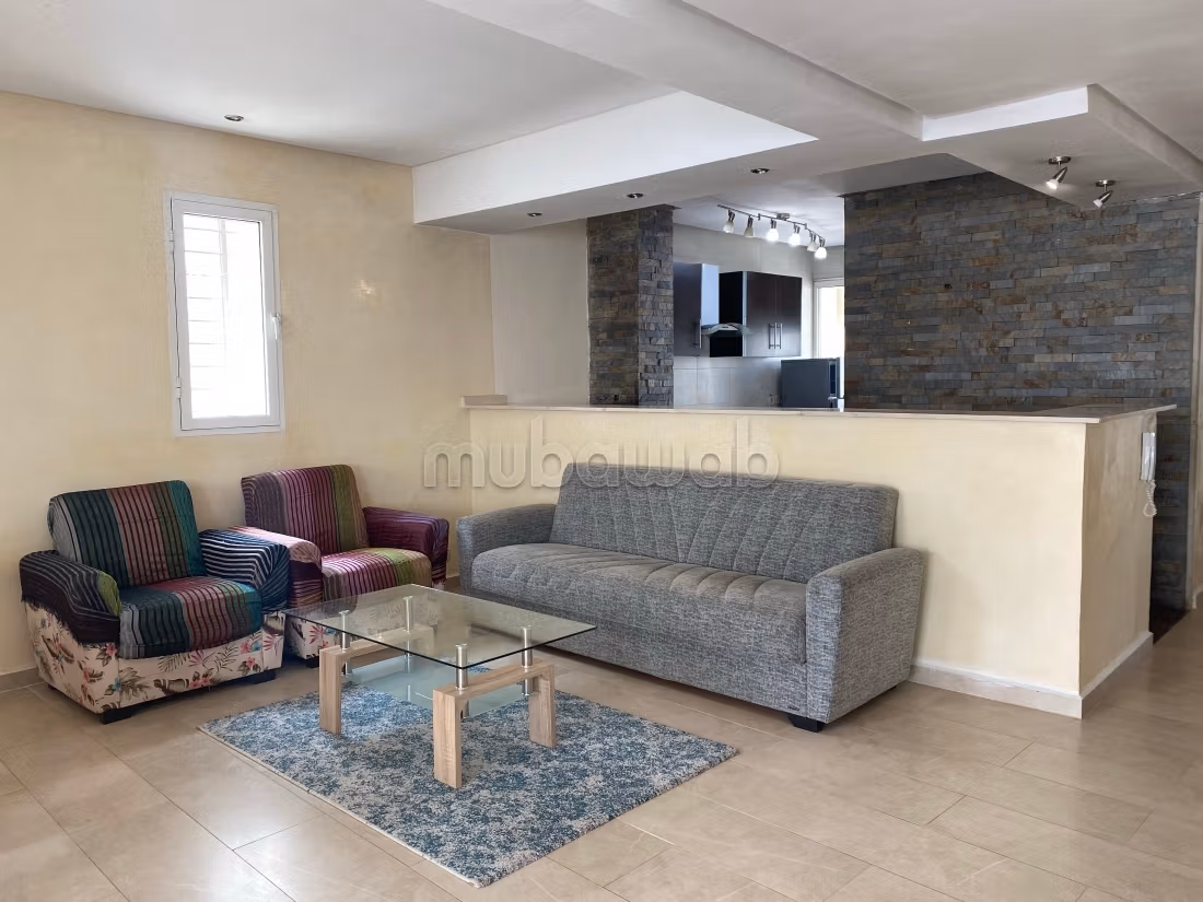 Apartments for rent with pool 4 comfortable rooms. Typical Moroccan living room, secure residence
