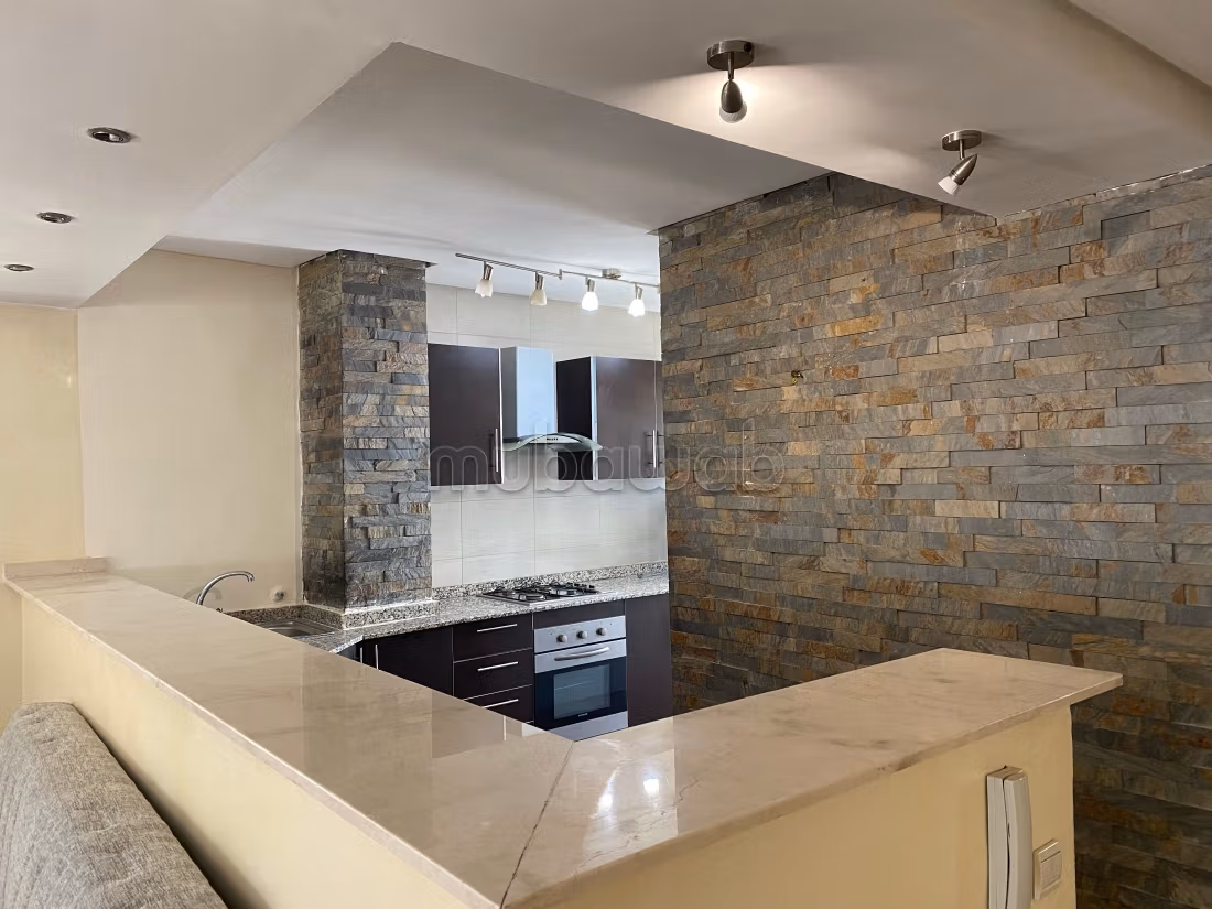 Apartments for rent with pool 4 comfortable rooms. Typical Moroccan living room, secure residence