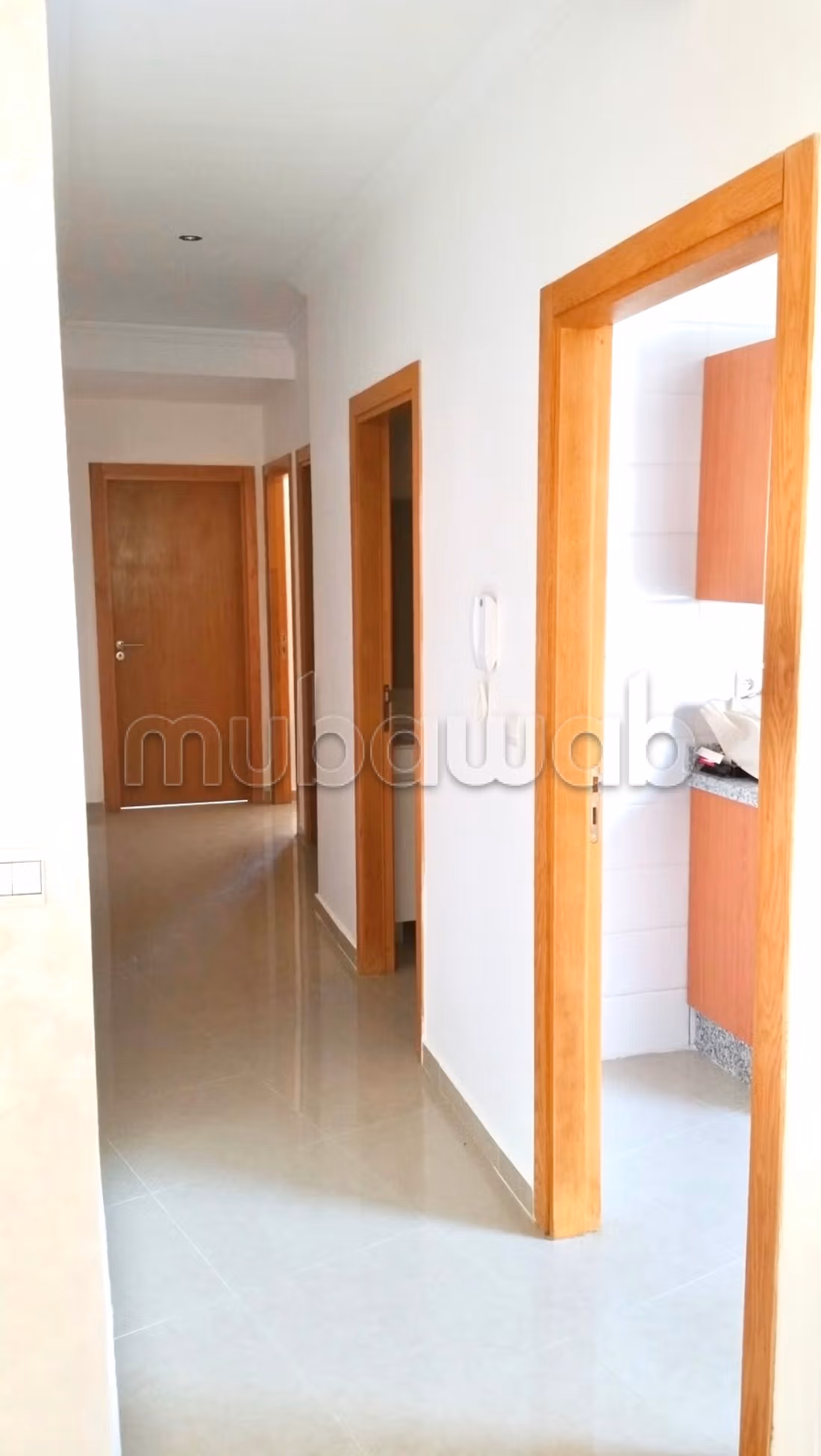 Appartement à l'achat à Diour Jamaa. 
2 chambres agréables