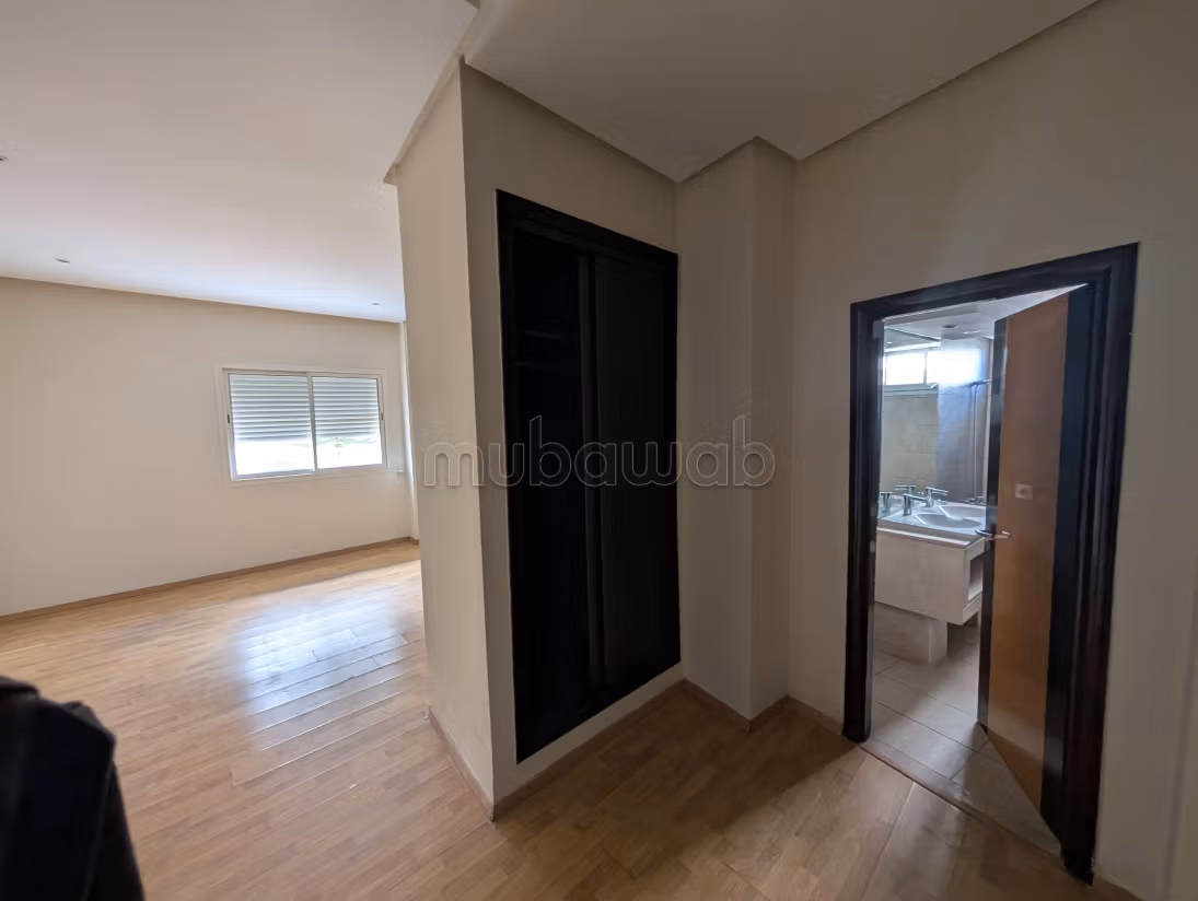 Appartement à louer à Riyad.
2 chambres — 3