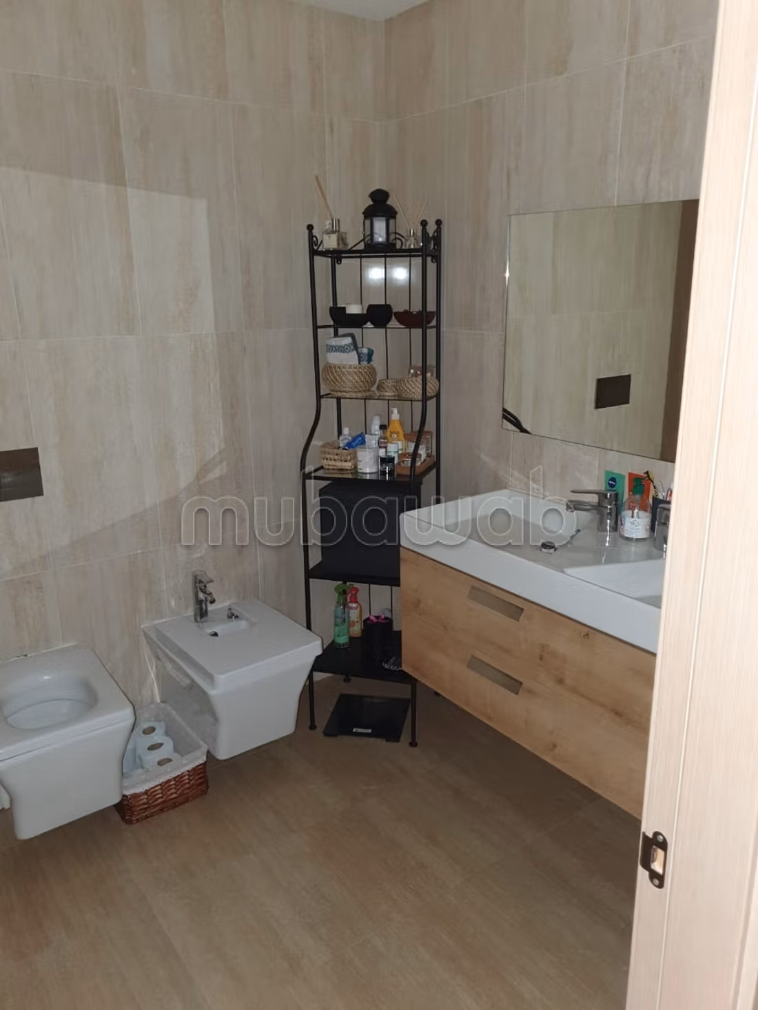 Bel appartement rdc 80m² meuble avec jardin