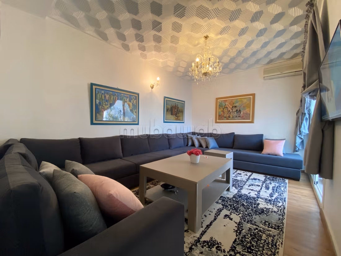 Location saisonnière à Agdal. 
Surface de 170 m². 
Service de concierge et climatisation