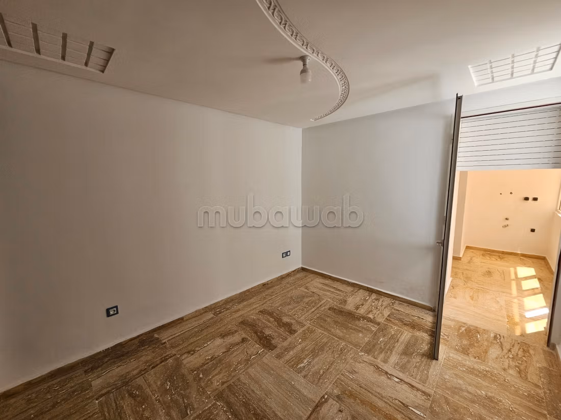 Appartement 175 m² à Centre — 9