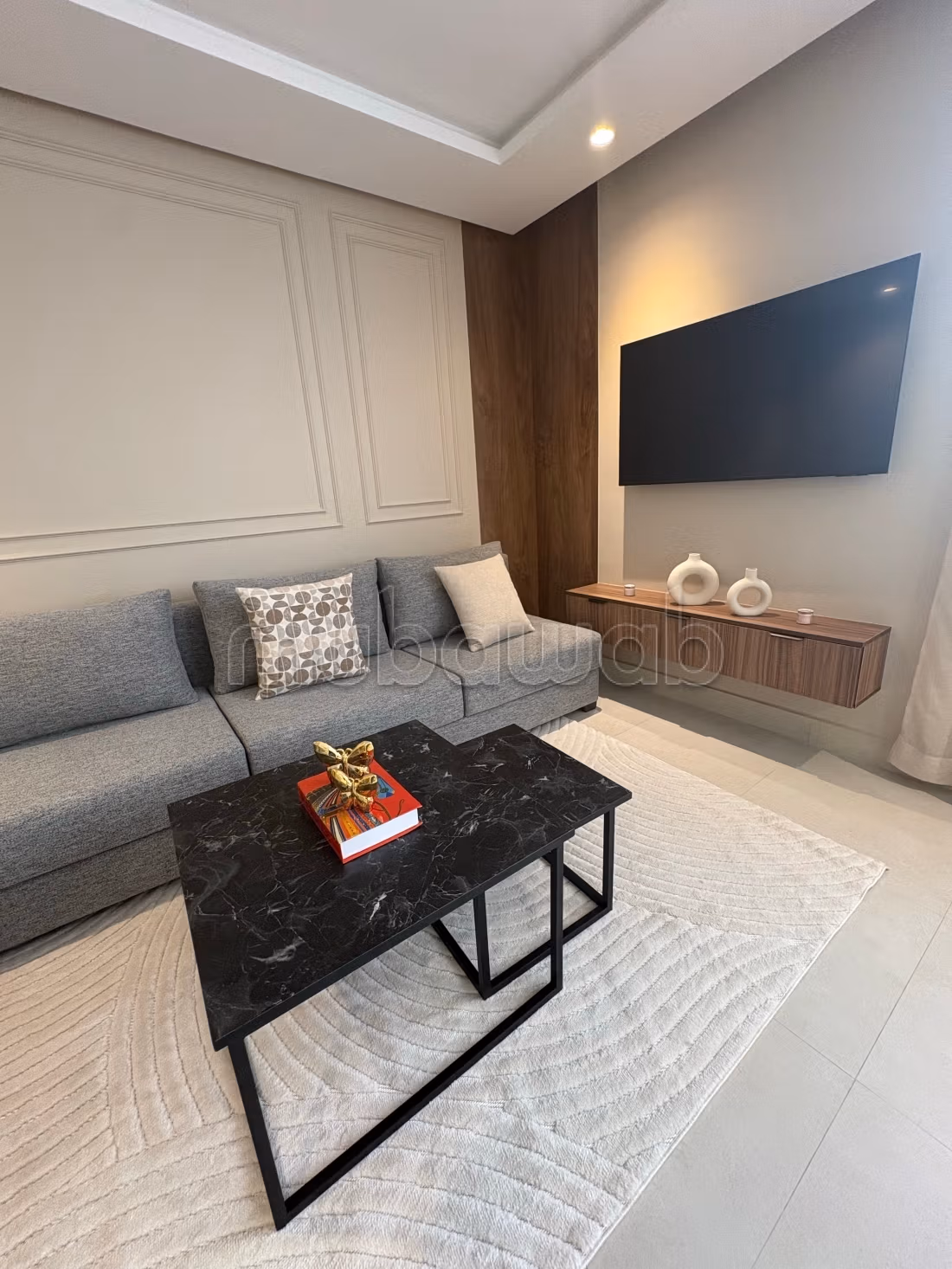Louez cet appartement à Bourgogne Ouest.
1 Pièce. Meublé — 2