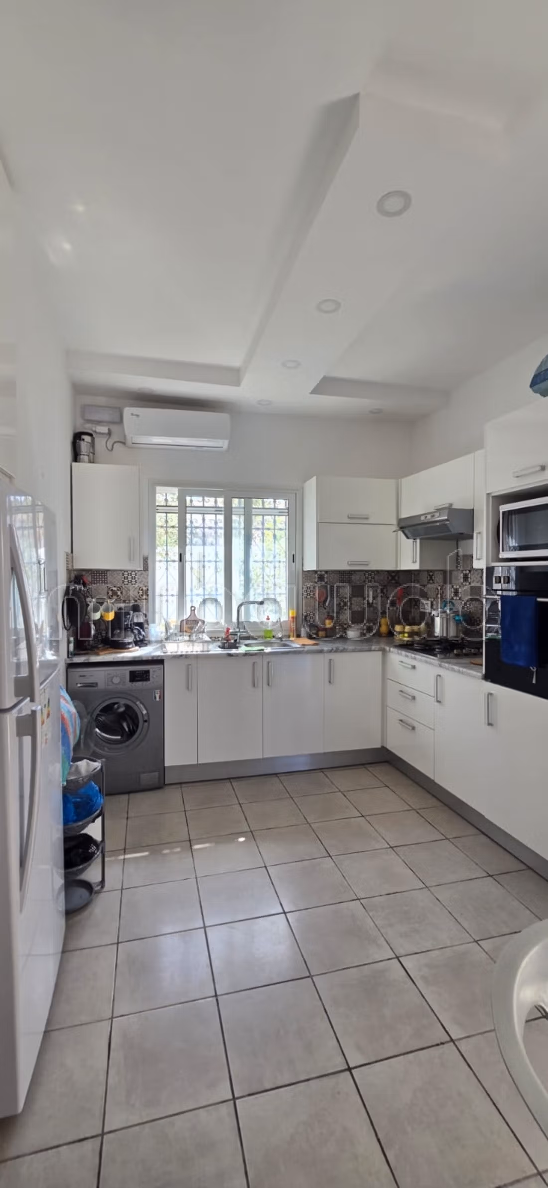 Casa in affitto a Midoun. 2 camere. Arredata