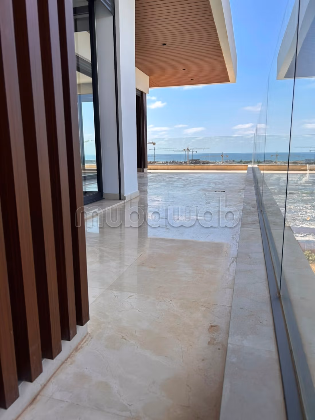 Appart a la location vide a ain Diab
33000dh — 6
