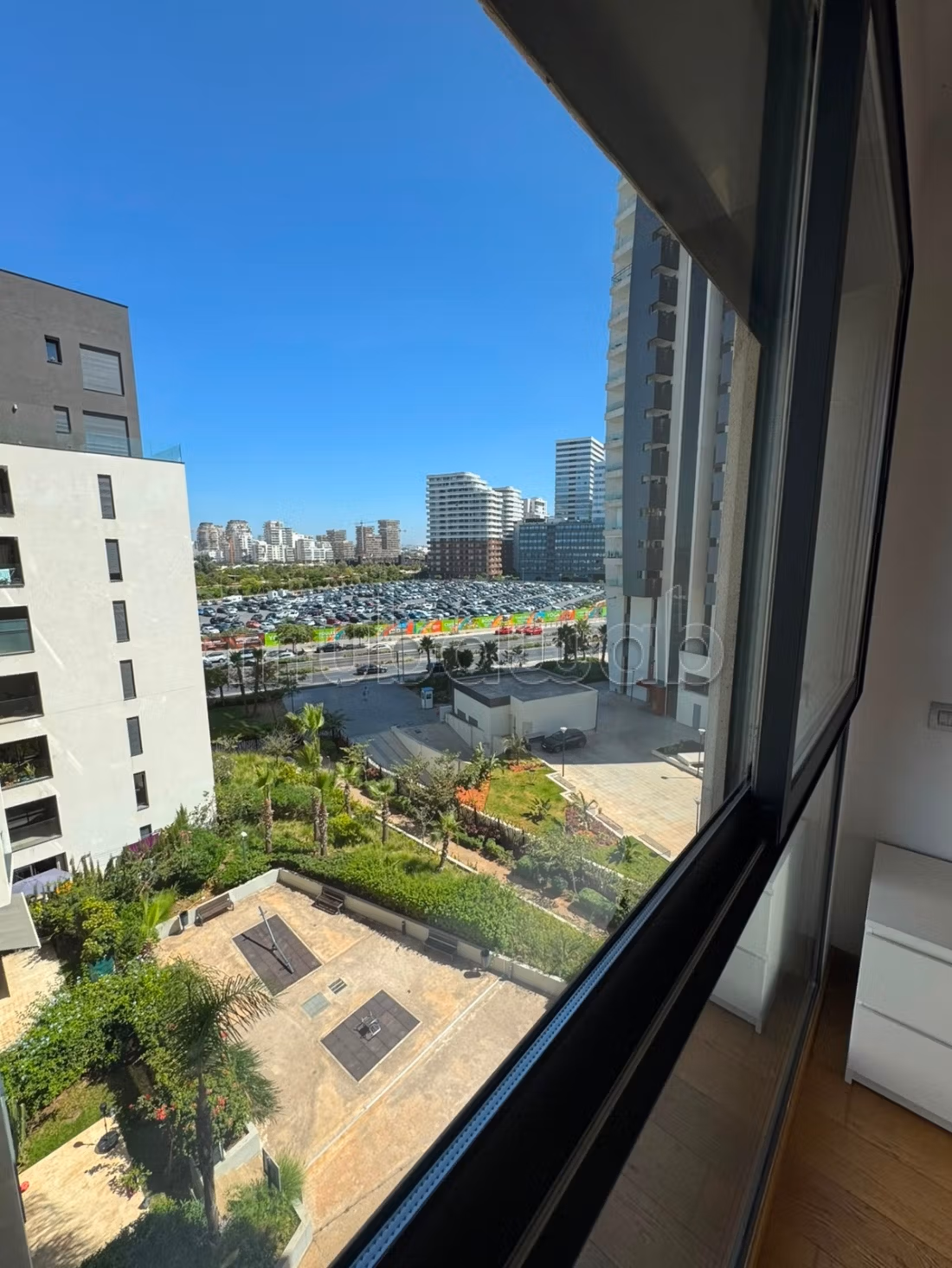 Superbe appartement meublé à louer à CFC — 2