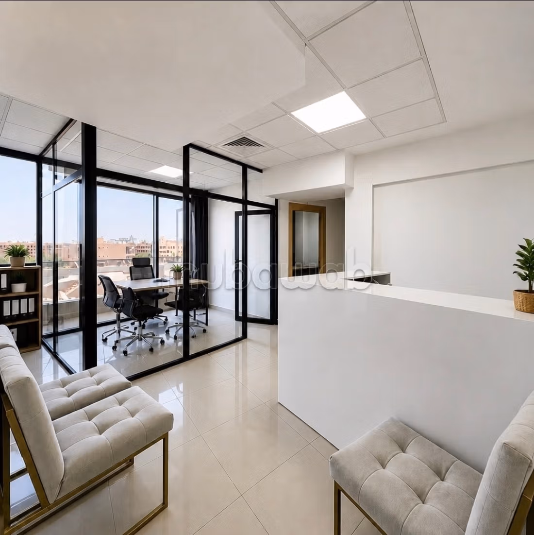 Bureaux à louer à Guéliz. Surface de 101 m². Résidence avec concierge, climatisation générale