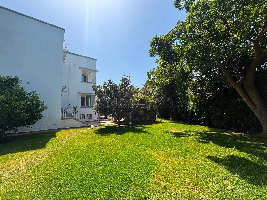For rent villa in a strategic location in Rabat