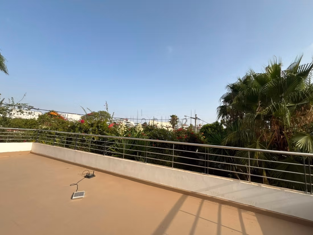 For rent villa in a strategic location in Rabat