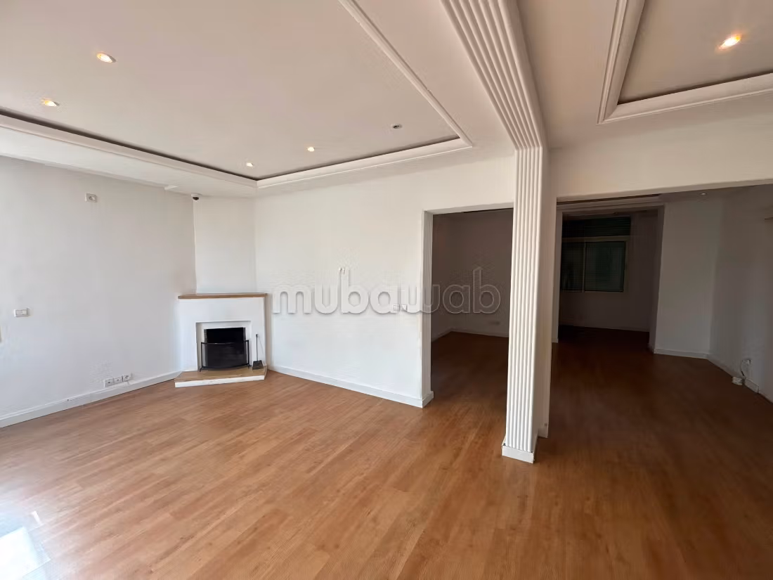 For rent villa in a strategic location in Rabat
