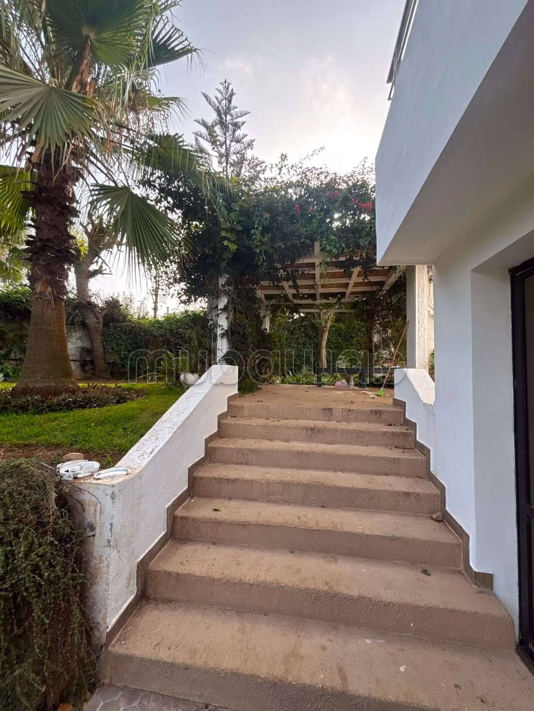 For rent villa in a strategic location in Rabat