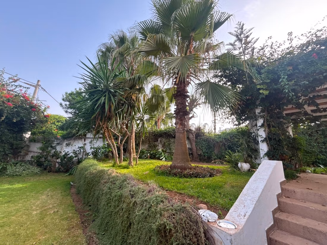 For rent villa in a strategic location in Rabat