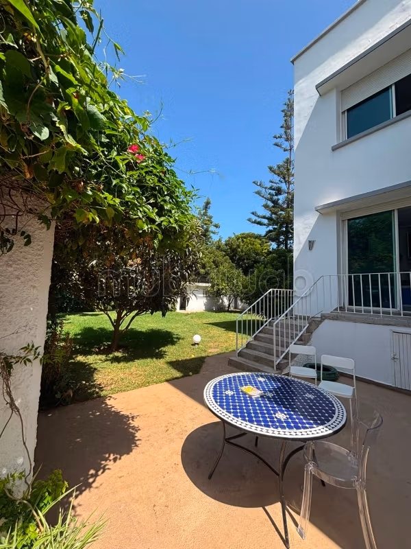 Te huur villa op strategische locatie in Rabat