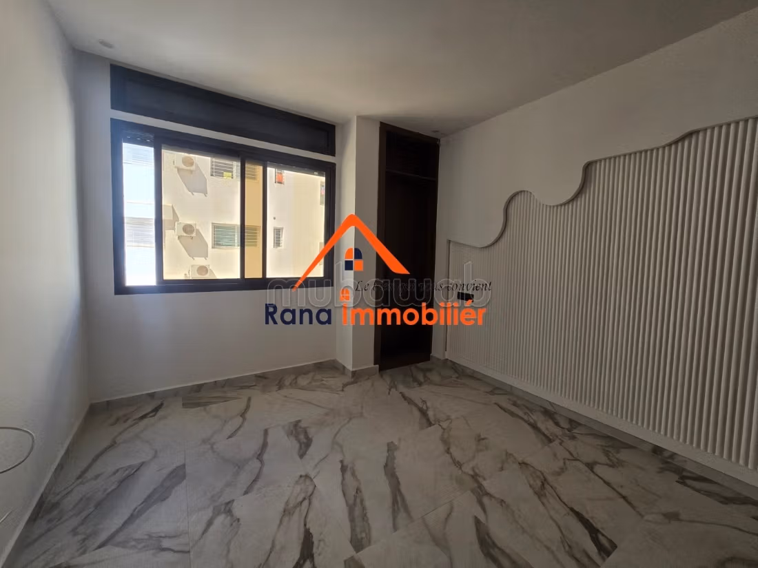 Appartement 100 m² à Aviation - Mabella — 8