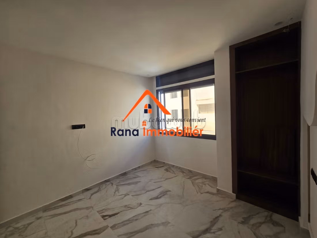 Appartement 100 m² à Aviation - Mabella — 11
