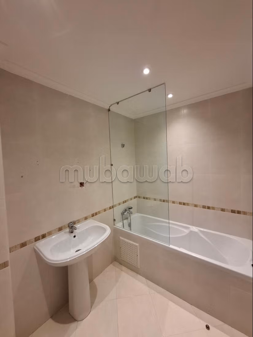 Appartement non meublé à louer – Iberia — 3